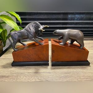 Bull and Bear Bookends